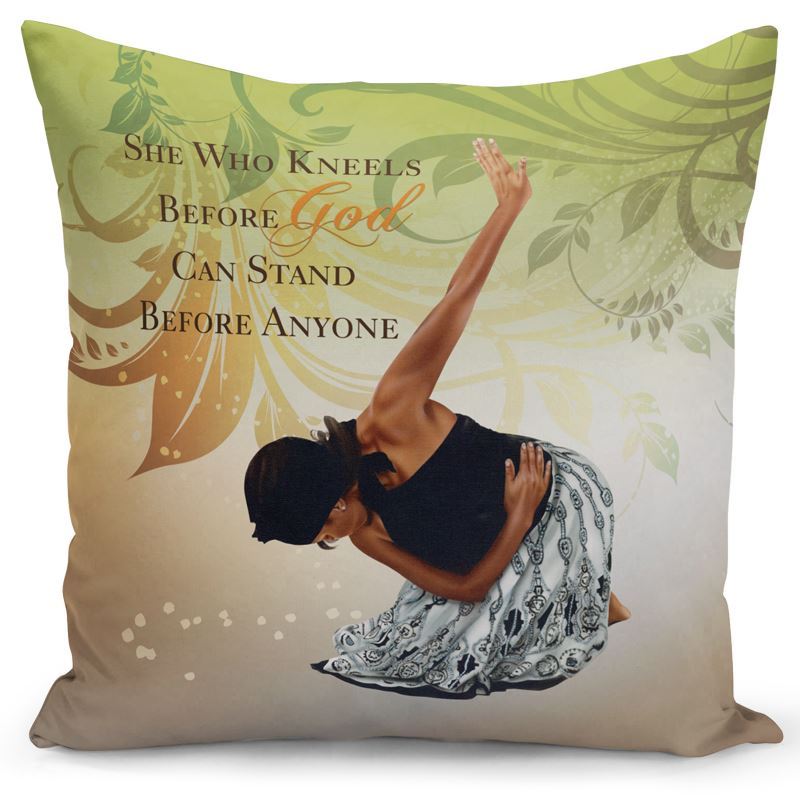 SHE WHO KNEELS PILLOW COVER