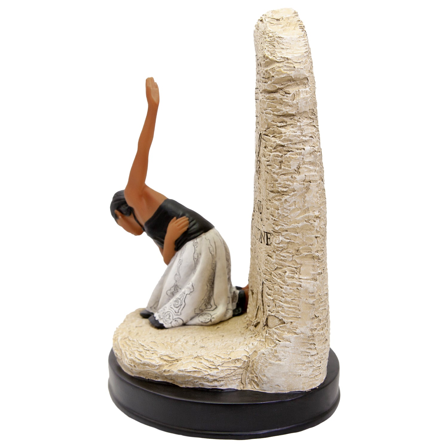SHE WHO KNEELS FIGURINE
